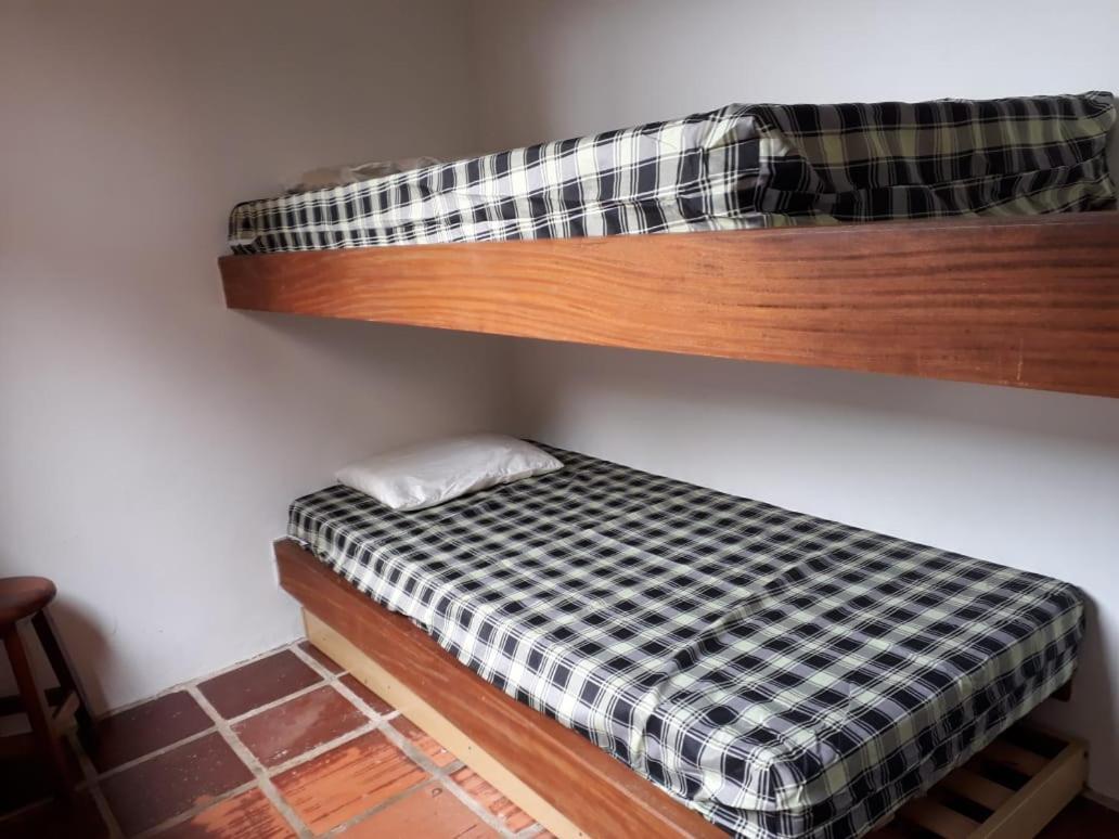 Ubatuba Surf Hostel, Apenas A 60 Metros Da Praia Da Lagoinha! Екстериор снимка